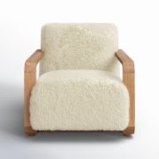 Upholstered Lounge Chair – Timeless Elegance & Comfort