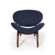 Upholstered Mini Chair – Elegant Design & Ultimate Comfort