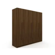 A practical and modern 3-section wardrobe